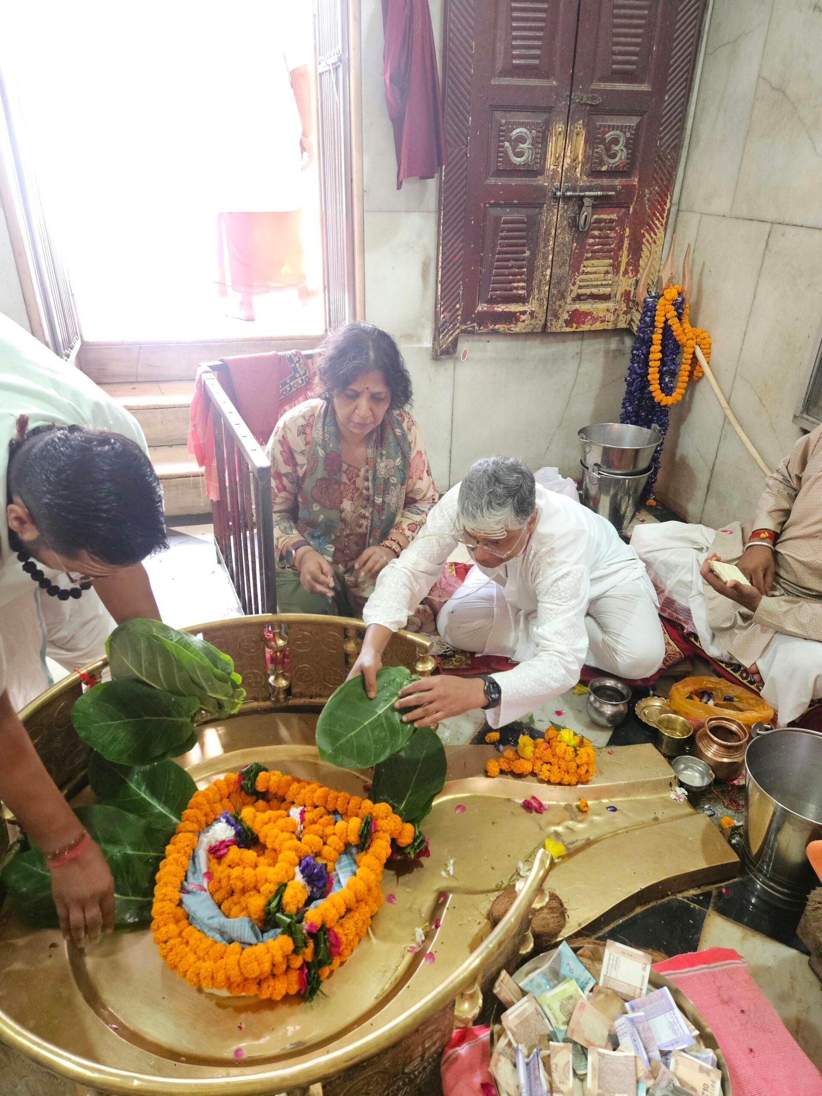 Rudrabhishek Puja at Daksh Prajapati Temple, Haridwar - Image 4