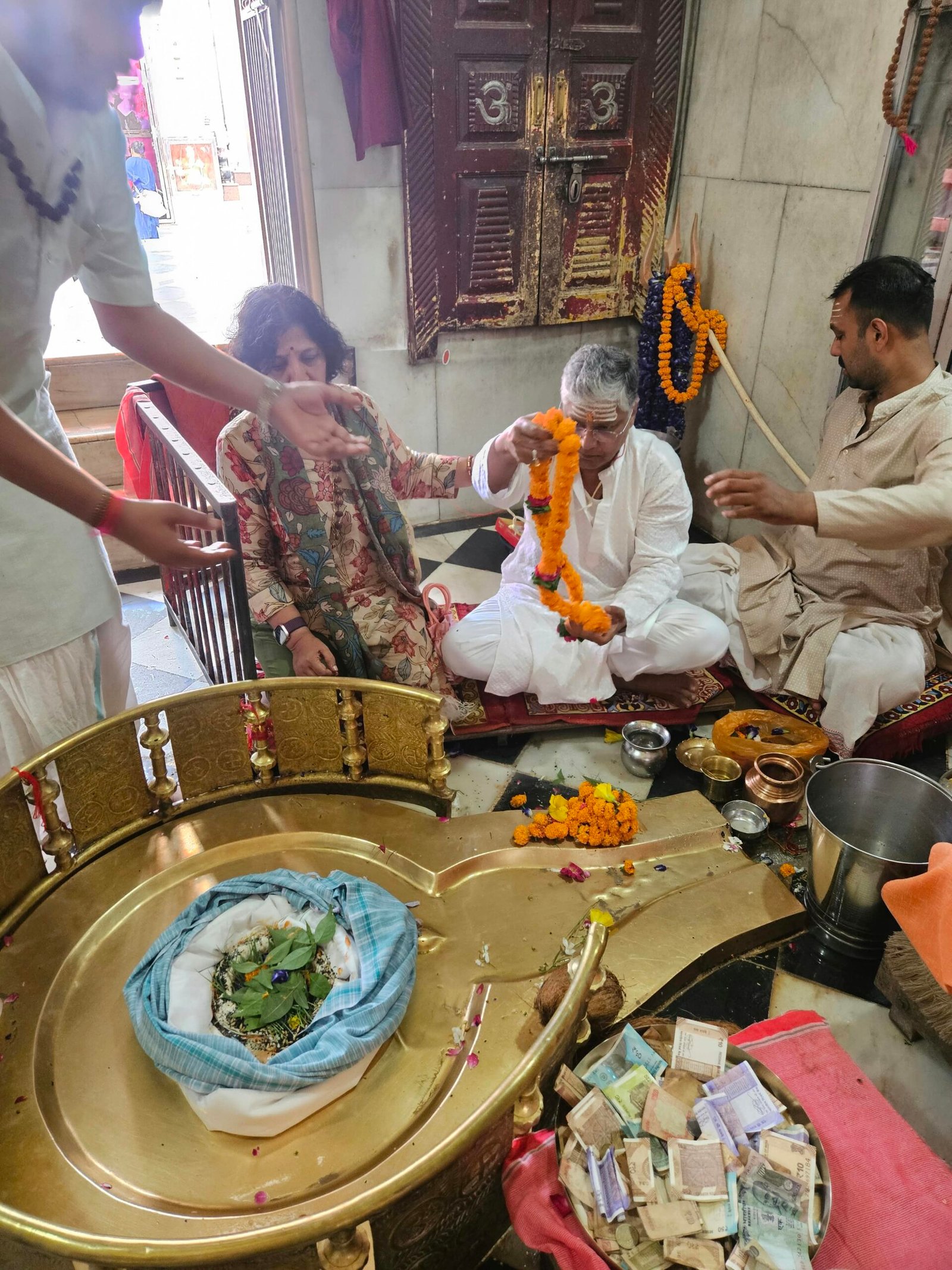 Rudrabhishek Puja at Daksh Prajapati Temple, Haridwar - Image 3